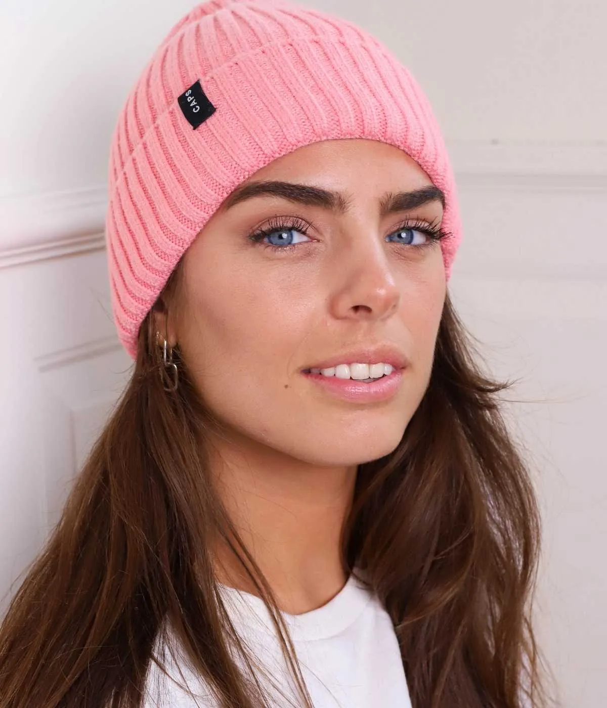 CABLE LOGO BEANIE.