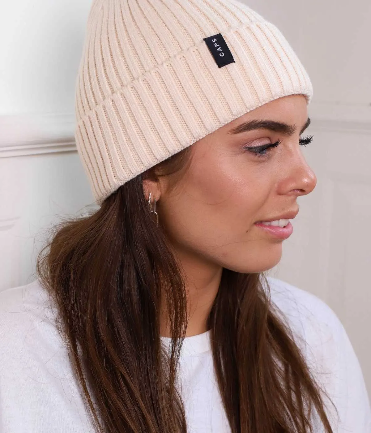 CABLE LOGO BEANIE.