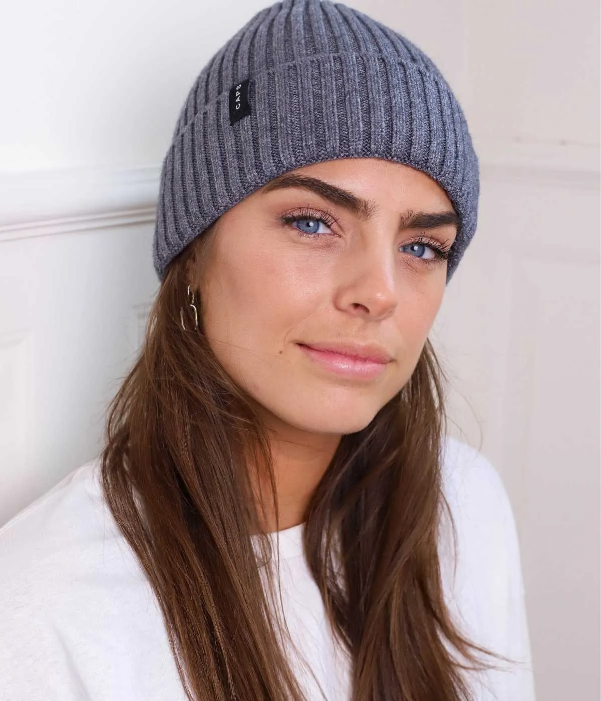 CABLE LOGO BEANIE.
